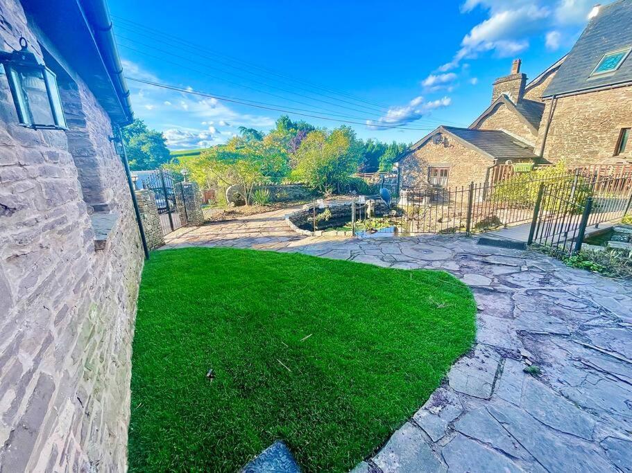 Stone Built Barn In A Beautiful Rural Setting Villa Llangwm-Isaf Exterior photo
